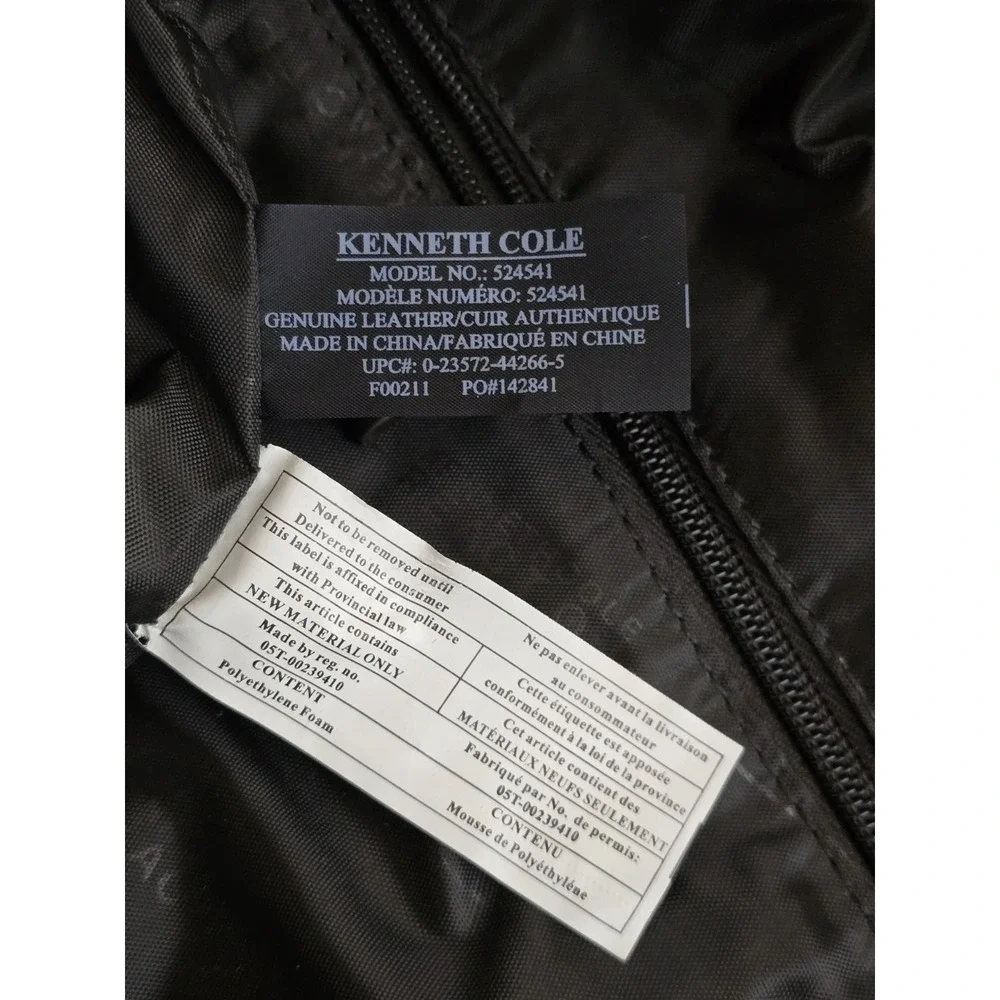 Kenneth Cole REACTION Risky Business Messenger Bag Genuine Leather NWT Vintage